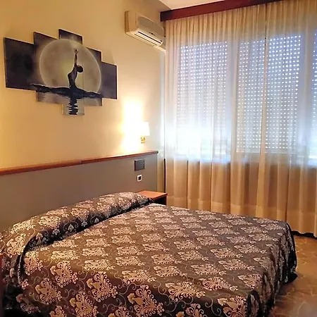 H&l Hotel 3*